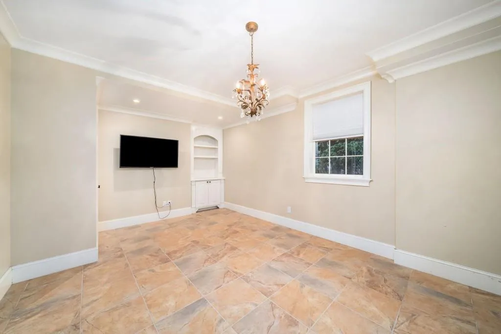 8915 Huntcliff Lake Court, Sandy Springs, Georgia 30350, 5 Bedrooms Bedrooms, ,4 BathroomsBathrooms,Residential,For Sale,8915 Huntcliff Lake Court,7718307