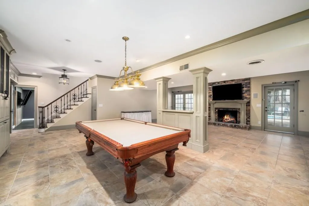 8915 Huntcliff Lake Court, Sandy Springs, Georgia 30350, 5 Bedrooms Bedrooms, ,4 BathroomsBathrooms,Residential,For Sale,8915 Huntcliff Lake Court,7718307