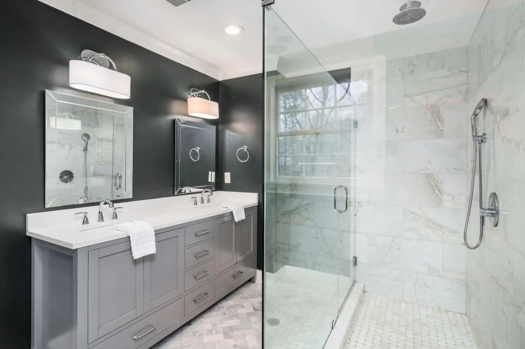 8915 Huntcliff Lake Court, Sandy Springs, Georgia 30350, 5 Bedrooms Bedrooms, ,4 BathroomsBathrooms,Residential,For Sale,8915 Huntcliff Lake Court,7718307