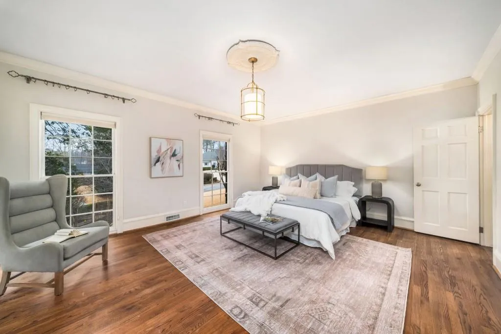 8915 Huntcliff Lake Court, Sandy Springs, Georgia 30350, 5 Bedrooms Bedrooms, ,4 BathroomsBathrooms,Residential,For Sale,8915 Huntcliff Lake Court,7718307