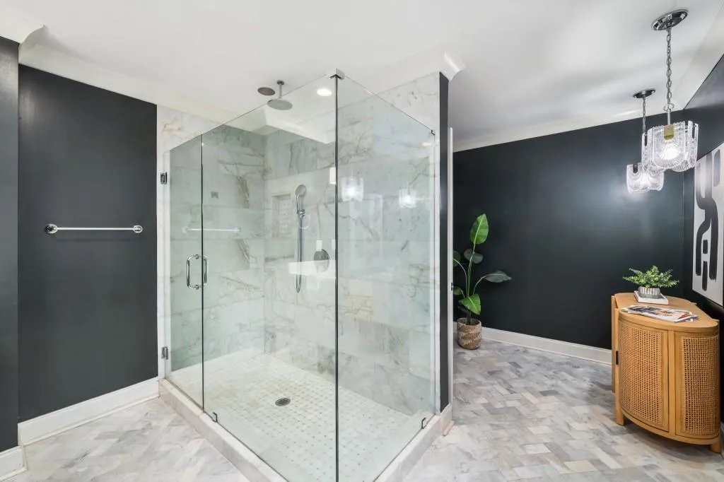 8915 Huntcliff Lake Court, Sandy Springs, Georgia 30350, 5 Bedrooms Bedrooms, ,4 BathroomsBathrooms,Residential,For Sale,8915 Huntcliff Lake Court,7718307