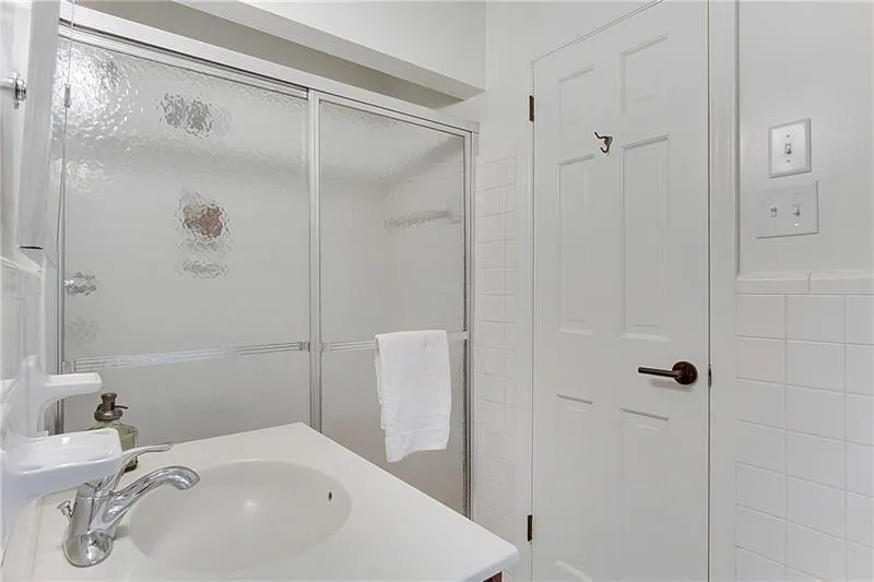 4750 Huntley Drive, Sandy Springs, Georgia 30342, 5 Bedrooms Bedrooms, ,3 BathroomsBathrooms,Residential,Sold,4750 Huntley Drive,6015612