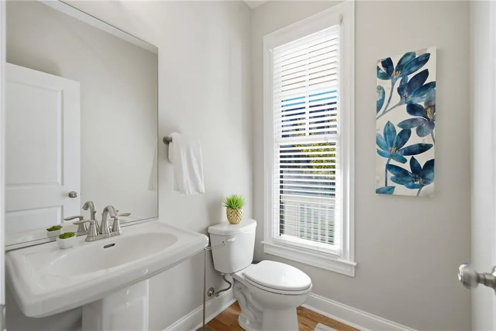 1433 Dupont Commons Circle Nw, Atlanta, Georgia 30318, 5 Bedrooms Bedrooms, ,3 BathroomsBathrooms,Residential,For Sale,1433 Dupont Commons Circle Nw,7666258