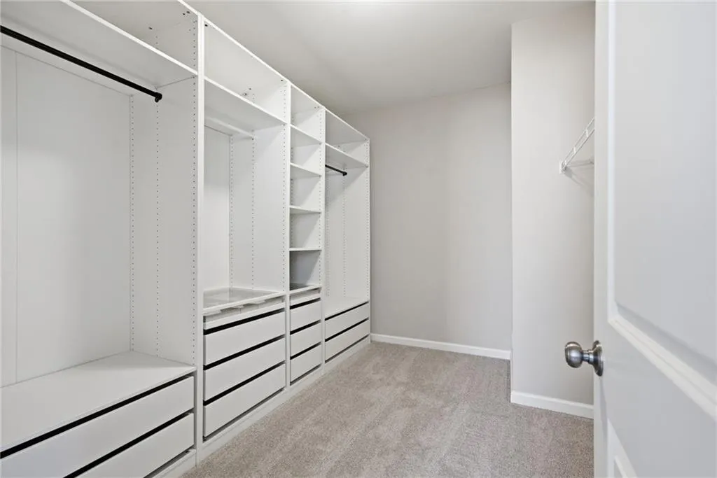 1433 Dupont Commons Circle Nw, Atlanta, Georgia 30318, 5 Bedrooms Bedrooms, ,3 BathroomsBathrooms,Residential,For Sale,1433 Dupont Commons Circle Nw,7666258
