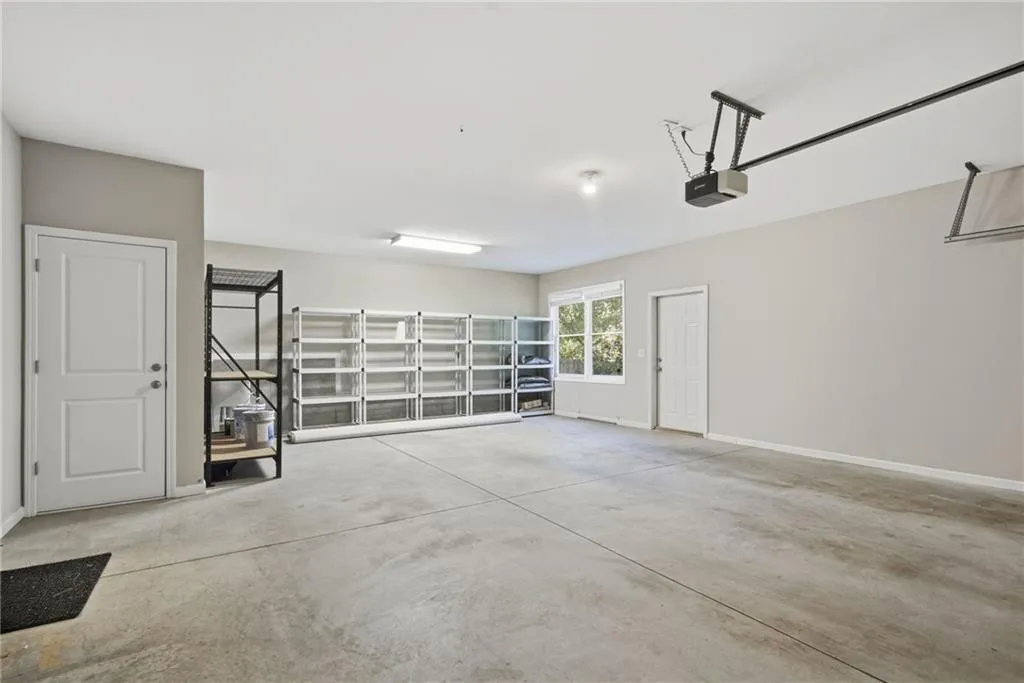 1433 Dupont Commons Circle Nw, Atlanta, Georgia 30318, 5 Bedrooms Bedrooms, ,3 BathroomsBathrooms,Residential,For Sale,1433 Dupont Commons Circle Nw,7666258