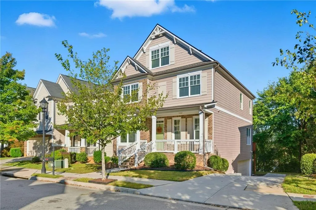 1433 Dupont Commons Circle Nw, Atlanta, Georgia 30318, 5 Bedrooms Bedrooms, ,3 BathroomsBathrooms,Residential,For Sale,1433 Dupont Commons Circle Nw,7666258