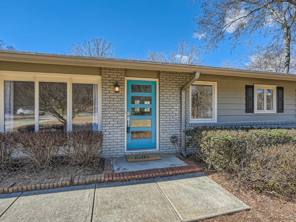 6412 North Hampton Drive, Atlanta, Georgia 30328, 3 Bedrooms Bedrooms, ,2 BathroomsBathrooms,Residential,Sold,6412 North Hampton Drive,7340658