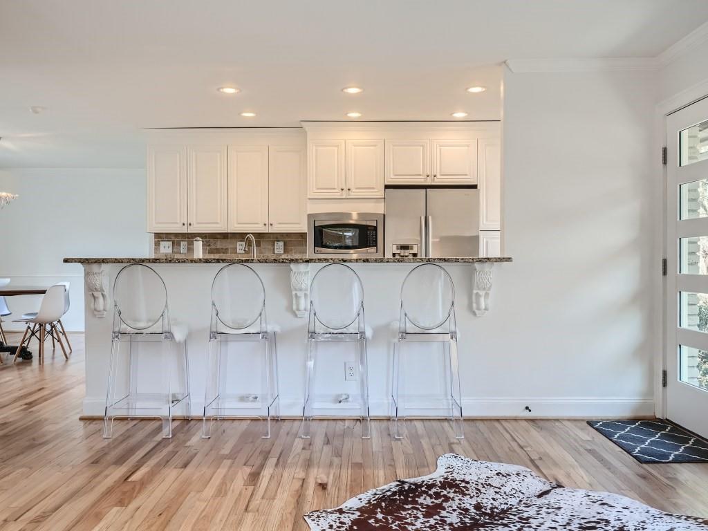 6412 North Hampton Drive, Atlanta, Georgia 30328, 3 Bedrooms Bedrooms, ,2 BathroomsBathrooms,Residential,Sold,6412 North Hampton Drive,7340658