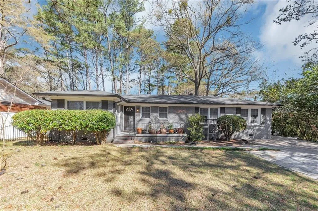 2754 Drew Valley Road Ne, Atlanta, Georgia 30319, 3 Bedrooms Bedrooms, ,2 BathroomsBathrooms,Residential,For Sale,2754 Drew Valley Road Ne,7621067