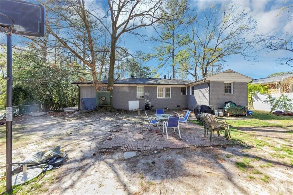 2754 Drew Valley Road Ne, Atlanta, Georgia 30319, 3 Bedrooms Bedrooms, ,2 BathroomsBathrooms,Residential,For Sale,2754 Drew Valley Road Ne,7621067