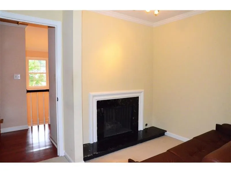 5203 Glenridge Drive, Sandy Springs, Georgia 30342, 3 Bedrooms Bedrooms, ,2 BathroomsBathrooms,Residential,Sold,5203 Glenridge Drive,5613925