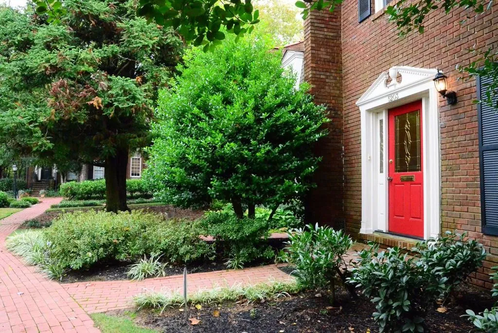 5203 Glenridge Drive, Sandy Springs, Georgia 30342, 3 Bedrooms Bedrooms, ,2 BathroomsBathrooms,Residential,Sold,5203 Glenridge Drive,5613925