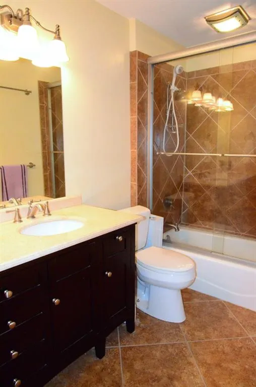 5203 Glenridge Drive, Sandy Springs, Georgia 30342, 3 Bedrooms Bedrooms, ,2 BathroomsBathrooms,Residential,Sold,5203 Glenridge Drive,5613925