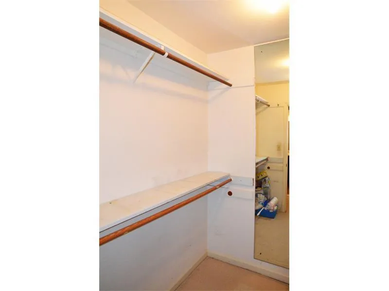 5203 Glenridge Drive, Sandy Springs, Georgia 30342, 3 Bedrooms Bedrooms, ,2 BathroomsBathrooms,Residential,Sold,5203 Glenridge Drive,5613925