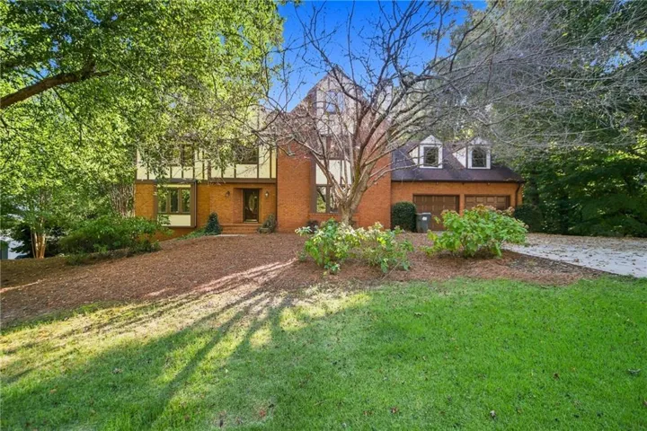 3335 Trails End Road Ne, Roswell, Georgia 30075