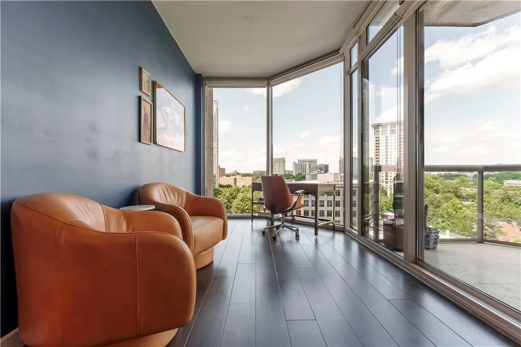 2795 Peachtree Road Ne Unit 1009, Atlanta, Georgia 30305, 2 Bedrooms Bedrooms, ,2 BathroomsBathrooms,Residential,Sold,2795 Peachtree Road Ne Unit 1009,7582382