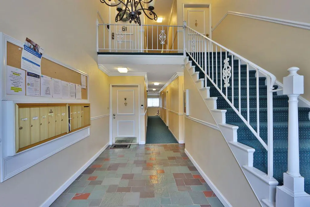 6851 Roswell Road Unit N9, Atlanta, Georgia 30328, 2 Bedrooms Bedrooms, ,1 BathroomBathrooms,Residential,Sold,6851 Roswell Road Unit N9,6990790