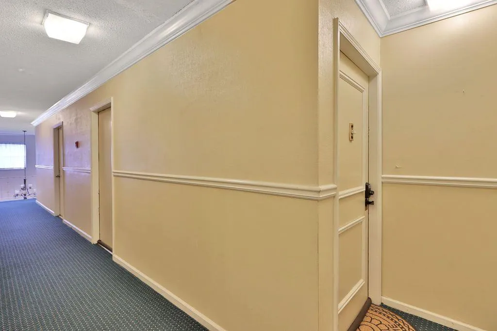 6851 Roswell Road Unit N9, Atlanta, Georgia 30328, 2 Bedrooms Bedrooms, ,1 BathroomBathrooms,Residential,Sold,6851 Roswell Road Unit N9,6990790