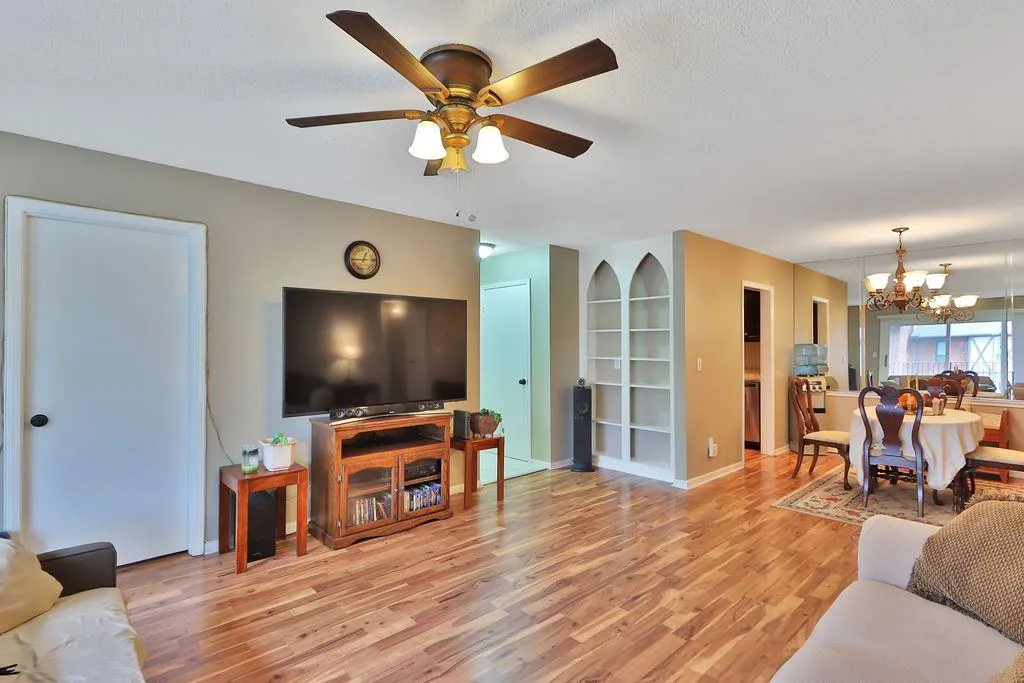 6851 Roswell Road Unit N9, Atlanta, Georgia 30328, 2 Bedrooms Bedrooms, ,1 BathroomBathrooms,Residential,Sold,6851 Roswell Road Unit N9,6990790