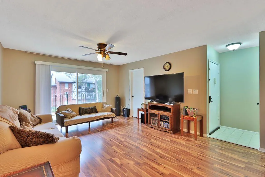 6851 Roswell Road Unit N9, Atlanta, Georgia 30328, 2 Bedrooms Bedrooms, ,1 BathroomBathrooms,Residential,Sold,6851 Roswell Road Unit N9,6990790