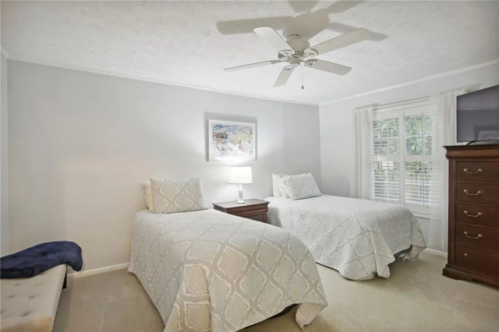 6001 Park Avenue, Sandy Springs, Georgia 30342, 2 Bedrooms Bedrooms, ,1 BathroomBathrooms,Residential,Sold,6001 Park Avenue,7194877