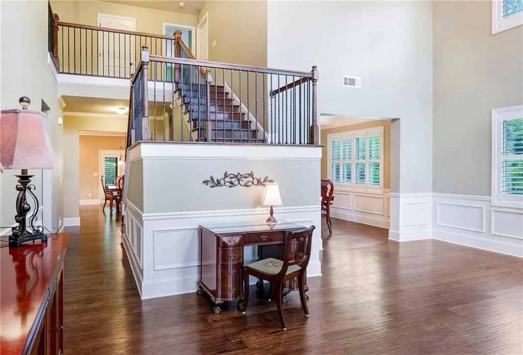 7735 Stratford Lane, Sandy Springs, Georgia 30350, 5 Bedrooms Bedrooms, ,3 BathroomsBathrooms,Residential,Sold,7735 Stratford Lane,6911945