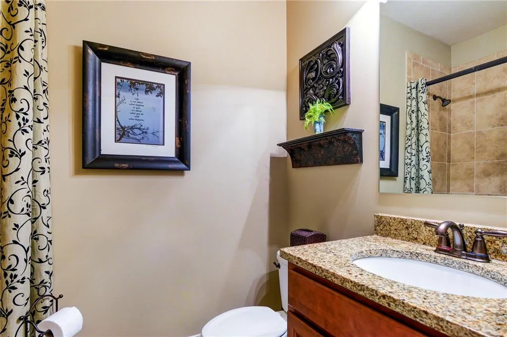 7735 Stratford Lane, Sandy Springs, Georgia 30350, 5 Bedrooms Bedrooms, ,3 BathroomsBathrooms,Residential,Sold,7735 Stratford Lane,6911945