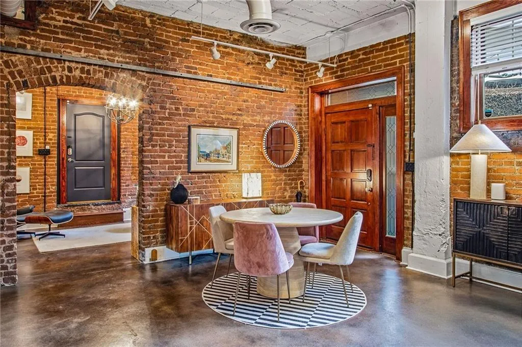 908 Juniper Street Ne Unit 4, Atlanta, Georgia 30309, 1 Bedroom Bedrooms, 0 ,1 BathroomBathrooms,Residential,For Sale,908 Juniper Street Ne Unit 4,7762864