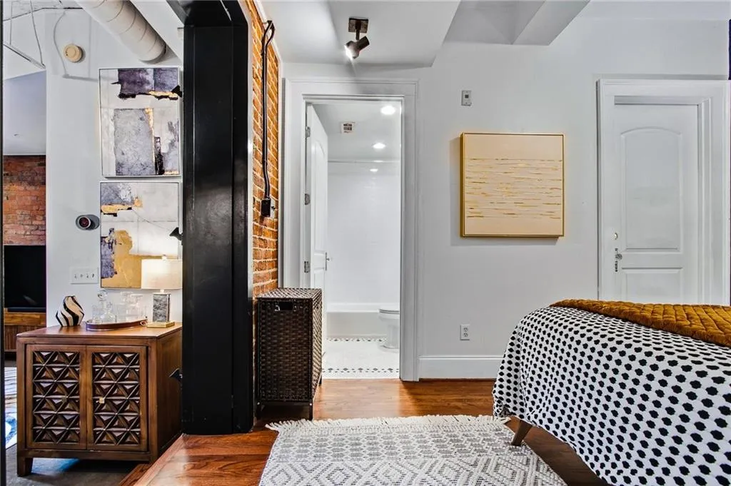 908 Juniper Street Ne Unit 4, Atlanta, Georgia 30309, 1 Bedroom Bedrooms, 0 ,1 BathroomBathrooms,Residential,For Sale,908 Juniper Street Ne Unit 4,7762864