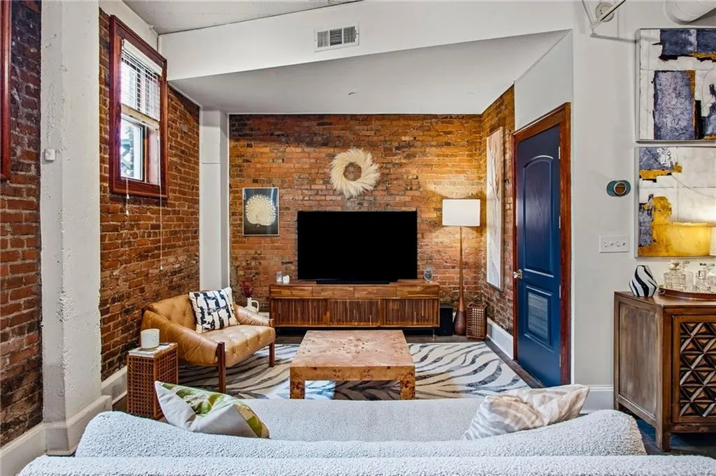 908 Juniper Street Ne Unit 4, Atlanta, Georgia 30309, 1 Bedroom Bedrooms, 0 ,1 BathroomBathrooms,Residential,For Sale,908 Juniper Street Ne Unit 4,7762864