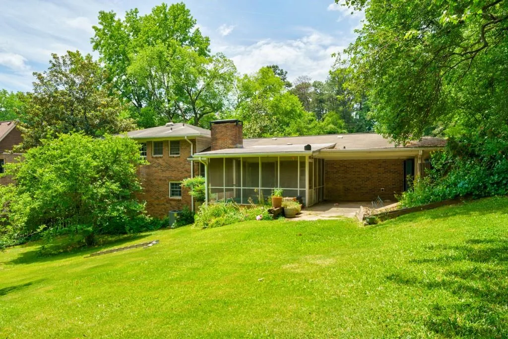 5795 Pine Brook Road, Atlanta, Georgia 30328, 4 Bedrooms Bedrooms, ,2 BathroomsBathrooms,Residential,Sold,5795 Pine Brook Road,6888437