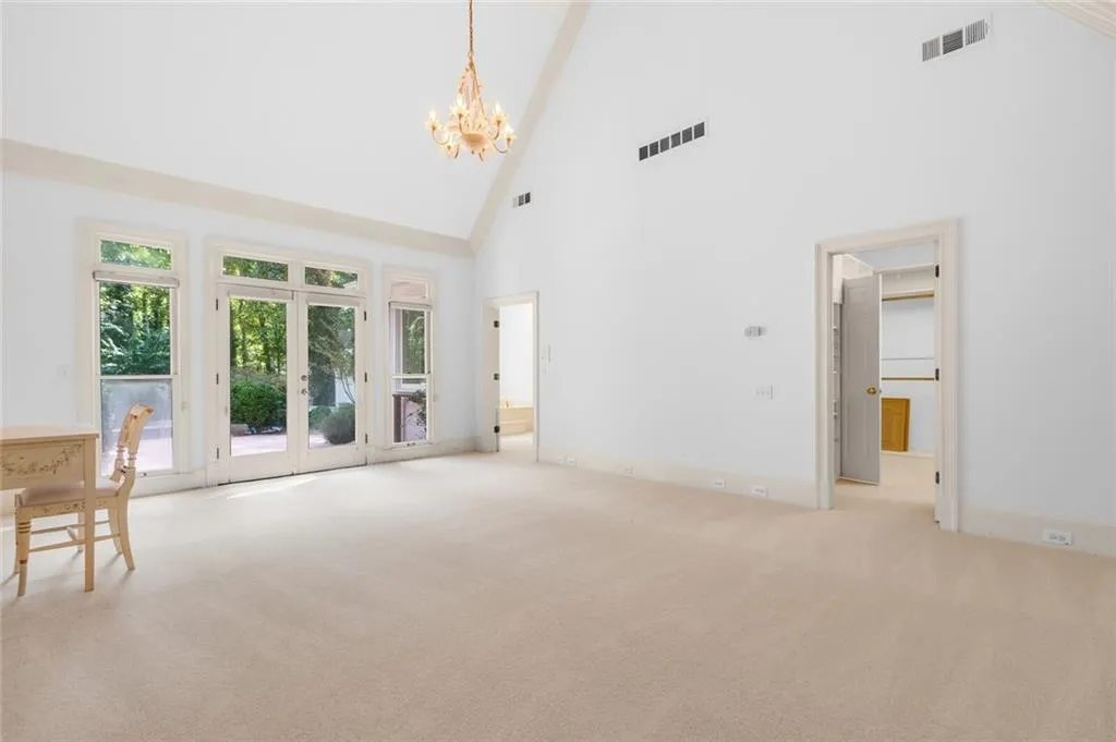 20 Pointe Ridge Drive, Sandy Springs, Georgia 30328, 6 Bedrooms Bedrooms, ,5 BathroomsBathrooms,Residential,Sold,20 Pointe Ridge Drive,7121619