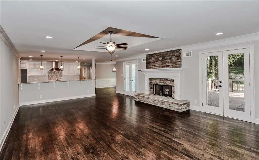 8100 Tynecastle Drive, Sandy Springs, Georgia 30350, 5 Bedrooms Bedrooms, ,3 BathroomsBathrooms,Residential,Sold,8100 Tynecastle Drive,5759369