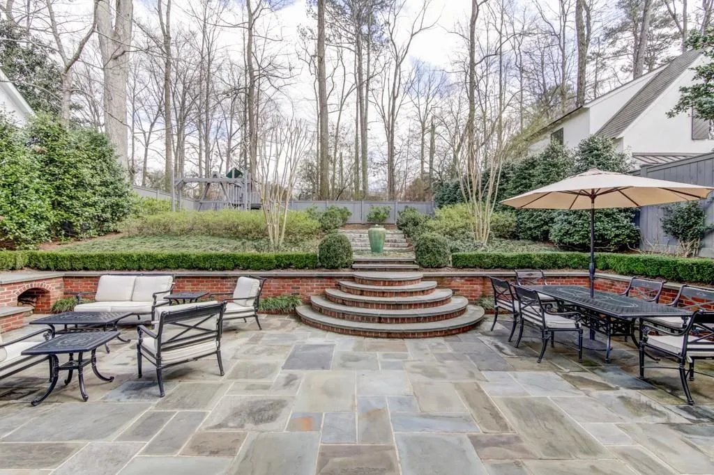 2525 Dellwood Drive, Atlanta, Georgia 30305, 5 Bedrooms Bedrooms, ,3 BathroomsBathrooms,Residential,Sold,2525 Dellwood Drive,5968457