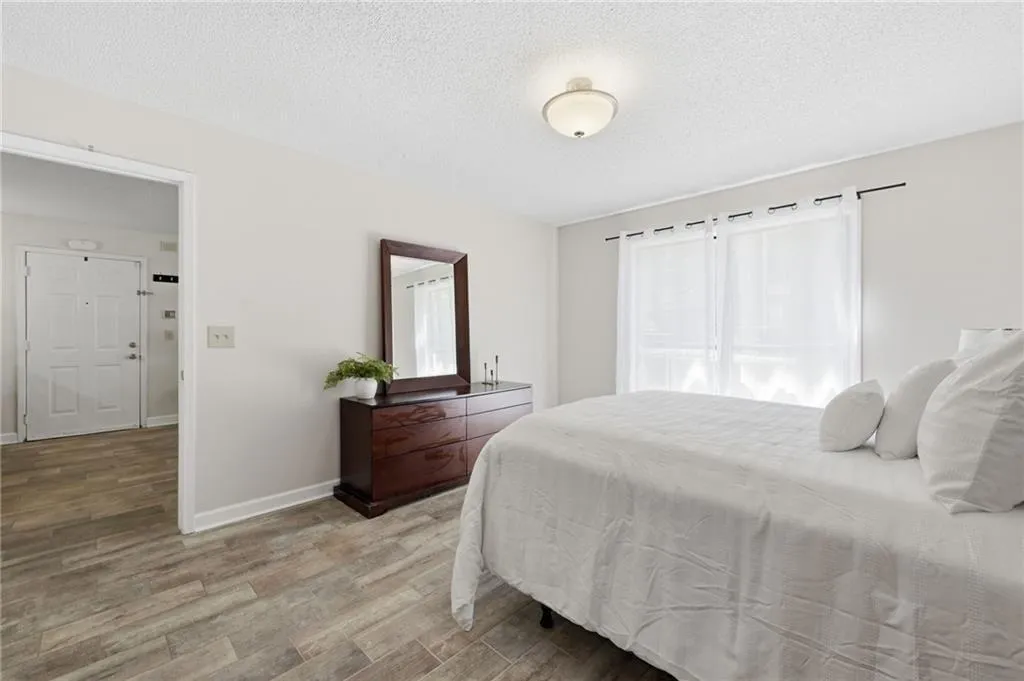 2657 Lenox Road Ne Unit 113, Atlanta, Georgia 30324, 1 Bedroom Bedrooms, 0 ,1 BathroomBathrooms,Residential,For Sale,2657 Lenox Road Ne Unit 113,7846660