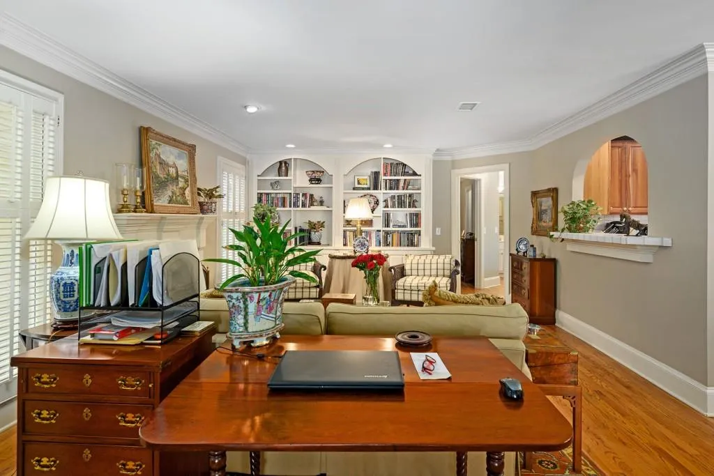 101 Bainbridge Drive, Atlanta, Georgia 30327, 1 Bedroom Bedrooms, ,1 BathroomBathrooms,Residential,Sold,101 Bainbridge Drive,6924517
