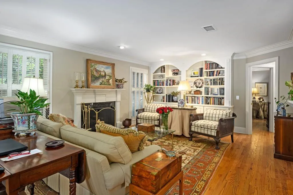 101 Bainbridge Drive, Atlanta, Georgia 30327, 1 Bedroom Bedrooms, ,1 BathroomBathrooms,Residential,Sold,101 Bainbridge Drive,6924517