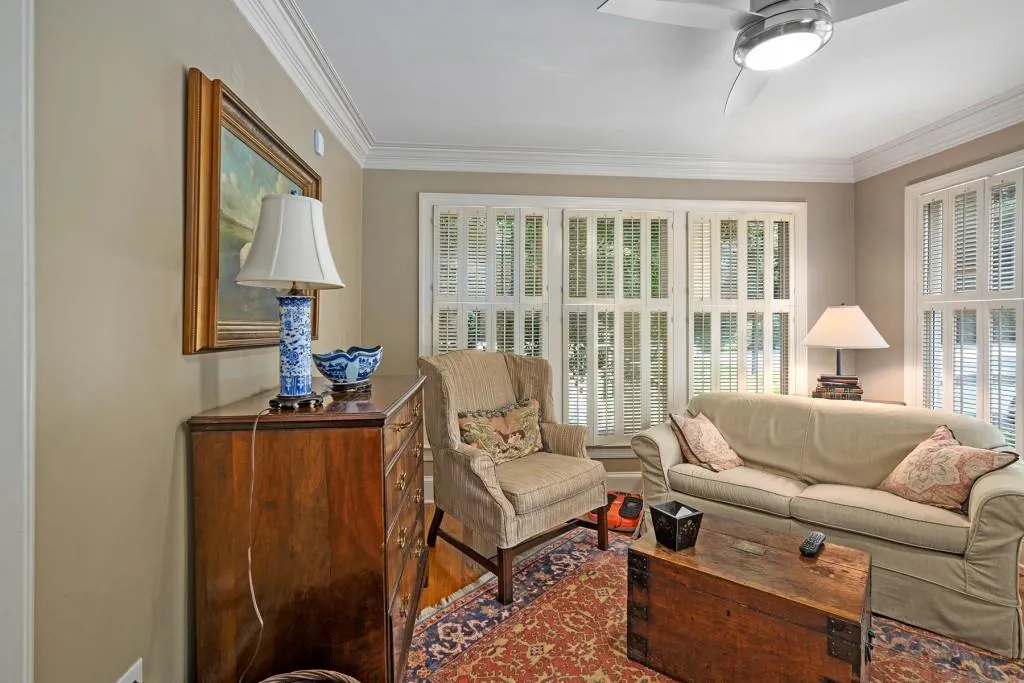 101 Bainbridge Drive, Atlanta, Georgia 30327, 1 Bedroom Bedrooms, ,1 BathroomBathrooms,Residential,Sold,101 Bainbridge Drive,6924517