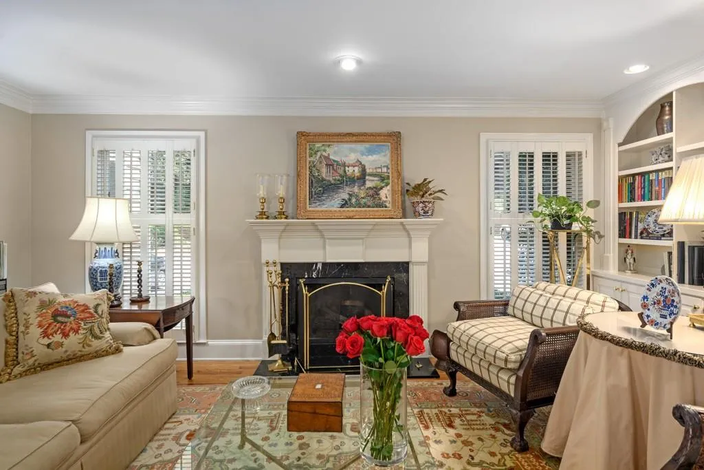 101 Bainbridge Drive, Atlanta, Georgia 30327, 1 Bedroom Bedrooms, ,1 BathroomBathrooms,Residential,Sold,101 Bainbridge Drive,6924517