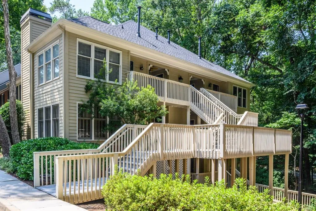 101 Bainbridge Drive, Atlanta, Georgia 30327, 1 Bedroom Bedrooms, ,1 BathroomBathrooms,Residential,Sold,101 Bainbridge Drive,6924517