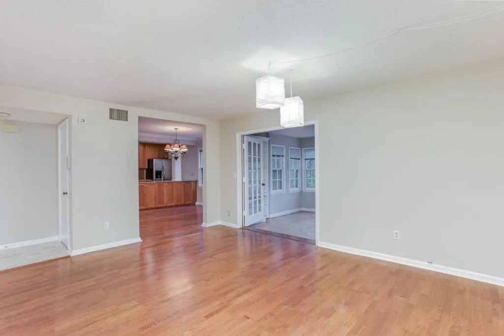 39 Arpege Way Nw, Atlanta, Georgia 30327, 2 Bedrooms Bedrooms, ,2 BathroomsBathrooms,Residential,Sold,39 Arpege Way Nw,6601581