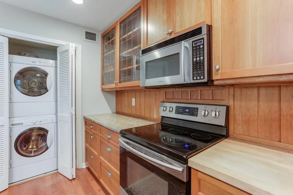 39 Arpege Way Nw, Atlanta, Georgia 30327, 2 Bedrooms Bedrooms, ,2 BathroomsBathrooms,Residential,Sold,39 Arpege Way Nw,6601581