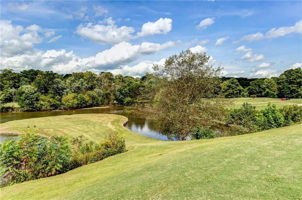 39 Arpege Way Nw, Atlanta, Georgia 30327, 2 Bedrooms Bedrooms, ,2 BathroomsBathrooms,Residential,Sold,39 Arpege Way Nw,6601581