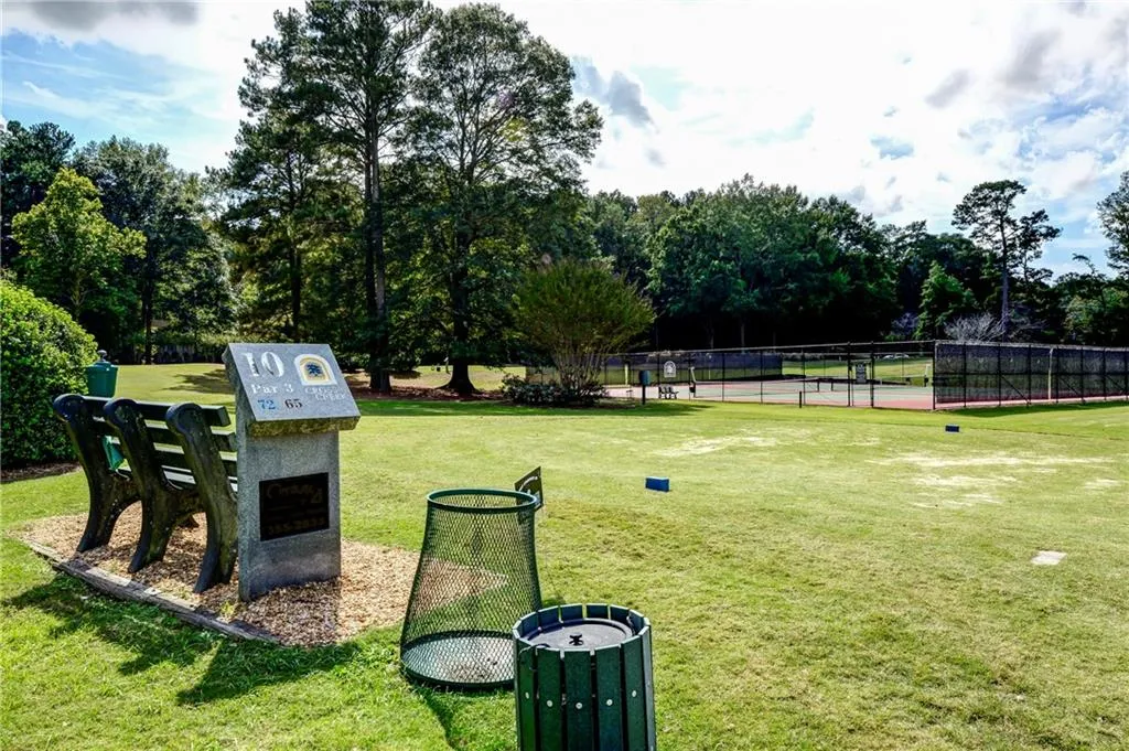 39 Arpege Way Nw, Atlanta, Georgia 30327, 2 Bedrooms Bedrooms, ,2 BathroomsBathrooms,Residential,Sold,39 Arpege Way Nw,6601581