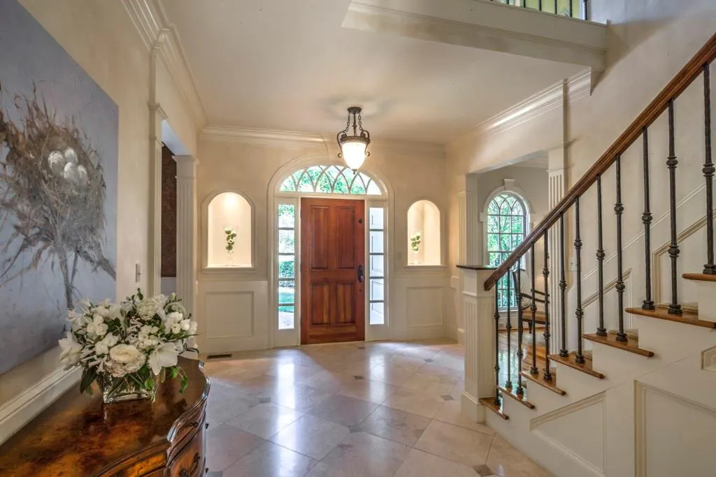 1063 Brookhaven Lane Ne, Brookhaven, Georgia 30319, 5 Bedrooms Bedrooms, ,5 BathroomsBathrooms,Residential,Sold,1063 Brookhaven Lane Ne,5613190