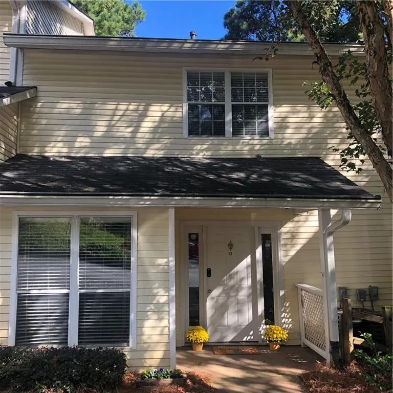 6800 Glenridge Drive Unit 6810g, Sandy Springs, Georgia 30328, 2 Bedrooms Bedrooms, ,3 BathroomsBathrooms,Residential,Sold,6800 Glenridge Drive Unit 6810g,6790150