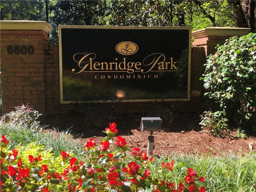 6800 Glenridge Drive Unit 6810g, Sandy Springs, Georgia 30328, 2 Bedrooms Bedrooms, ,3 BathroomsBathrooms,Residential,Sold,6800 Glenridge Drive Unit 6810g,6790150