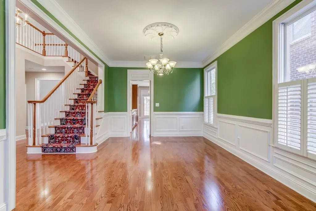 6465 Glen Oaks Lane, Atlanta, Georgia 30328, 4 Bedrooms Bedrooms, ,3 BathroomsBathrooms,Residential,Sold,6465 Glen Oaks Lane,5805615