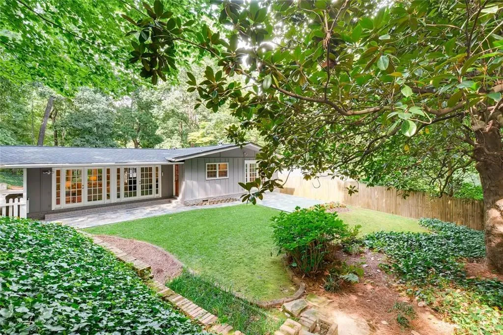 435 Highbrook Drive, Sandy Springs, Georgia 30342, 3 Bedrooms Bedrooms, ,2 BathroomsBathrooms,Residential,Sold,435 Highbrook Drive,5939886