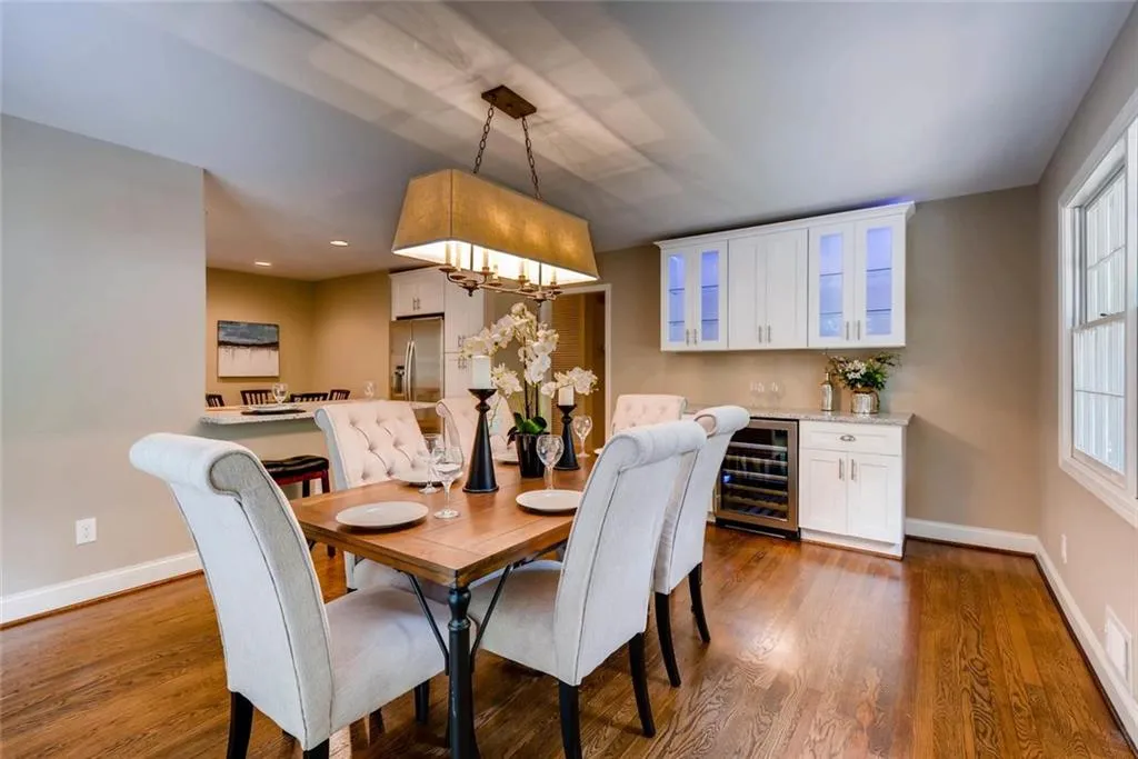 435 Highbrook Drive, Sandy Springs, Georgia 30342, 3 Bedrooms Bedrooms, ,2 BathroomsBathrooms,Residential,Sold,435 Highbrook Drive,5939886
